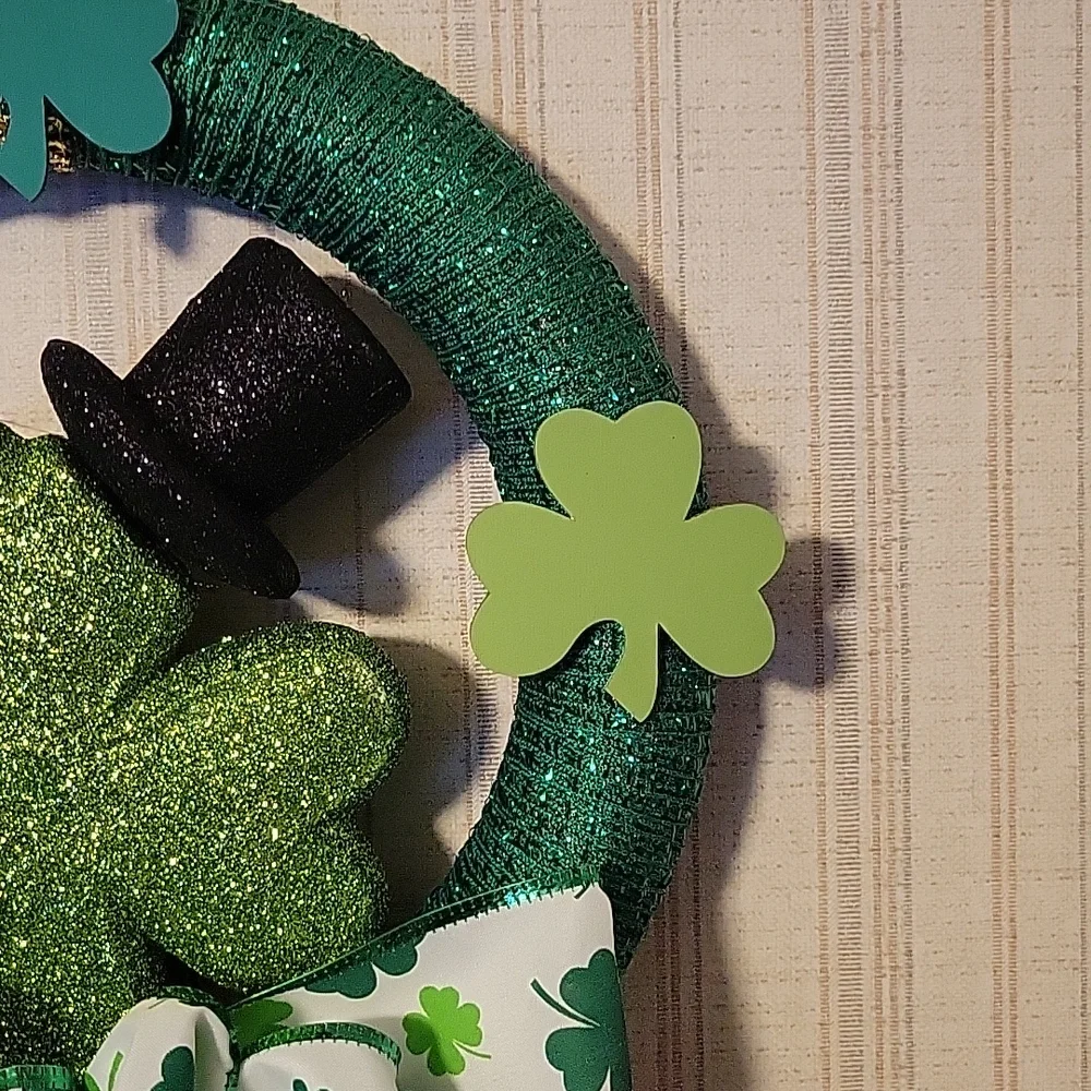 HAND CRAFTED WREATH ST PATRICK'S 